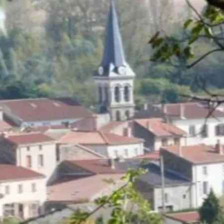 Chez Fabienne T2 * Le Breuil-sur-Couze